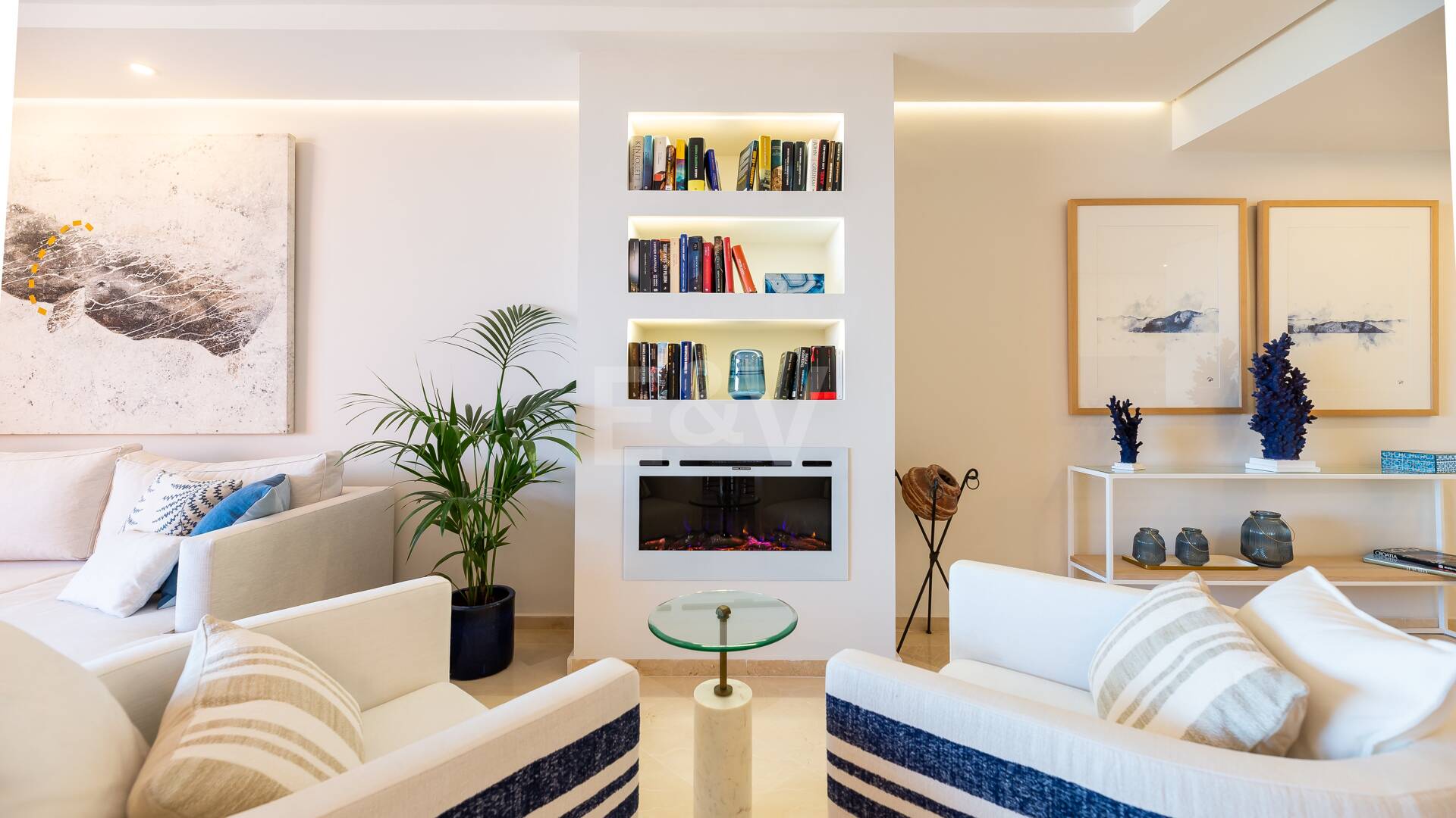 Magnifique appartement en bord de mer avec vue sur la mer. Prix 4.000€ par semaine