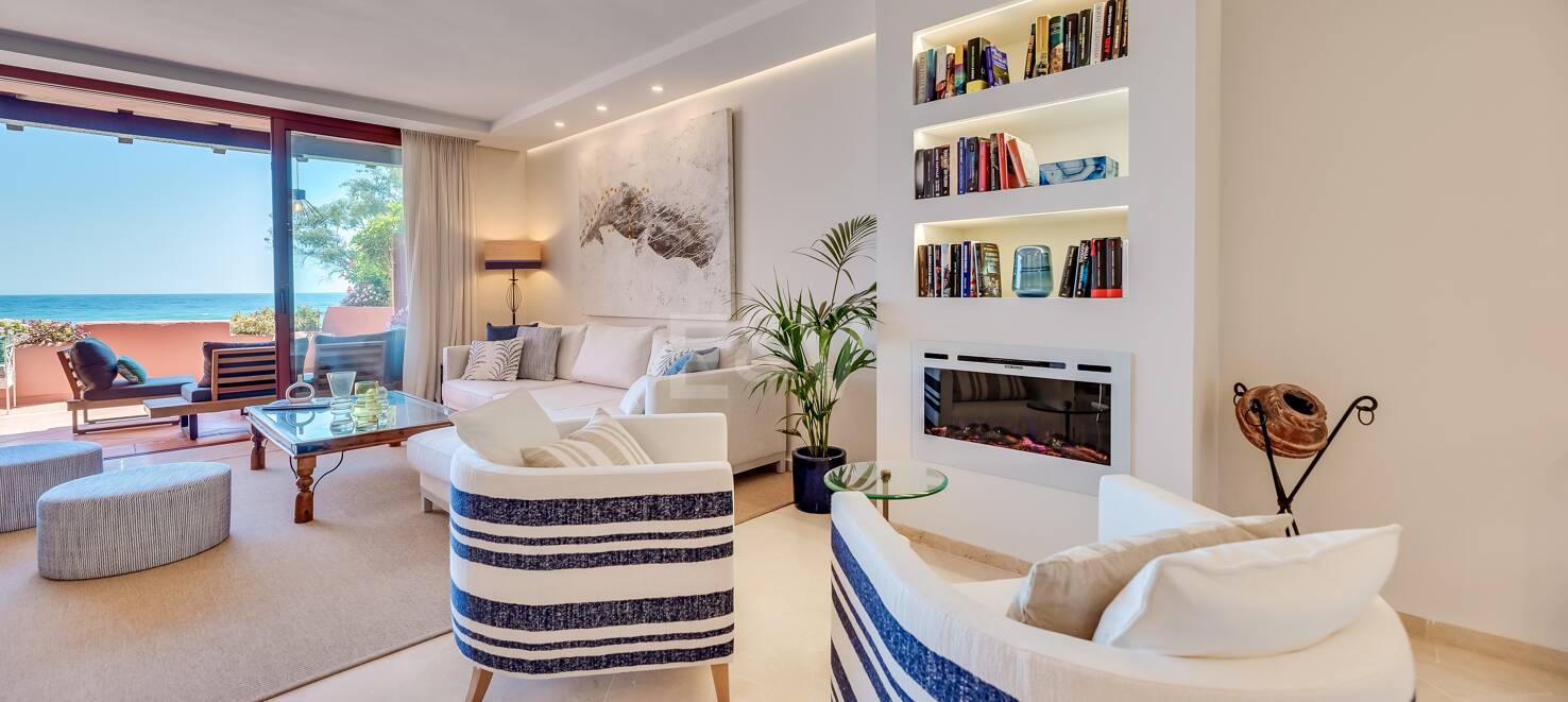 Magnifique appartement en bord de mer avec vue sur la mer. Prix 4.000€ par semaine
