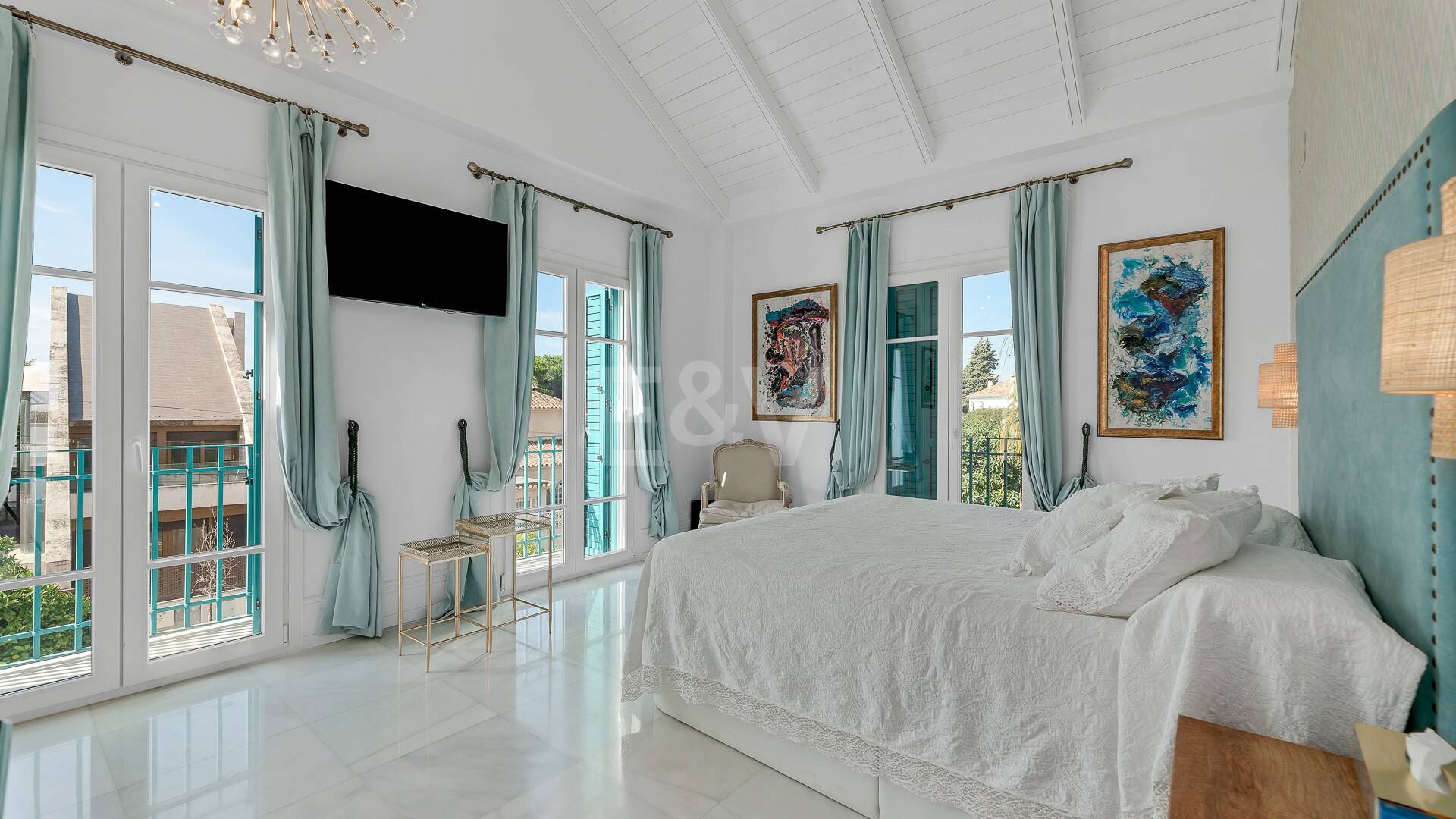 Elegant Mediterranean Villa in Marbella City