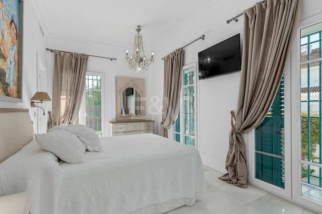 Elegant Medelhavet Villa i Marbella City