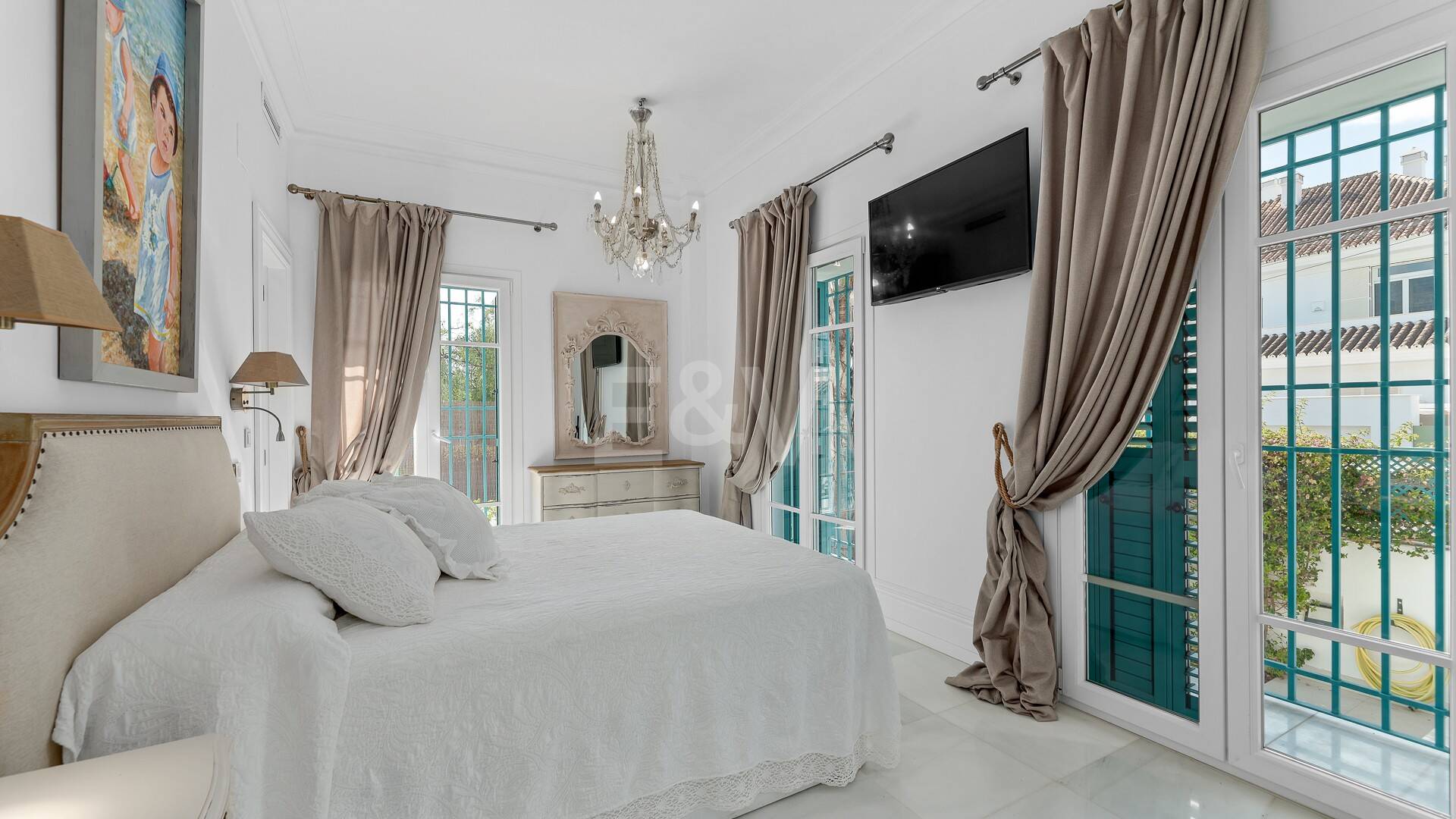 Elegant Mediterranean Villa in Marbella City