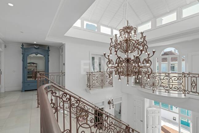 Elegant Medelhavet Villa i Marbella City