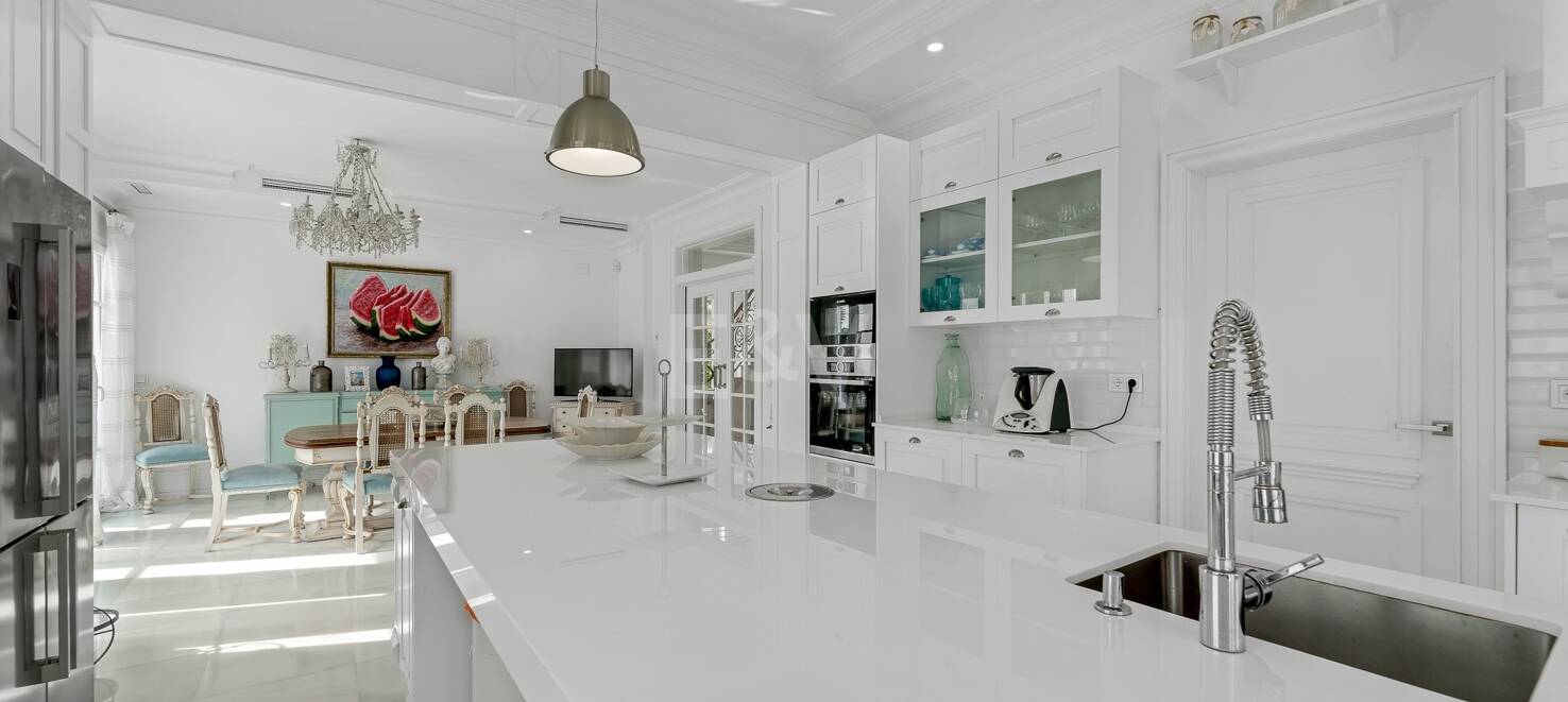 Elegant Mediterranean Villa in Marbella City