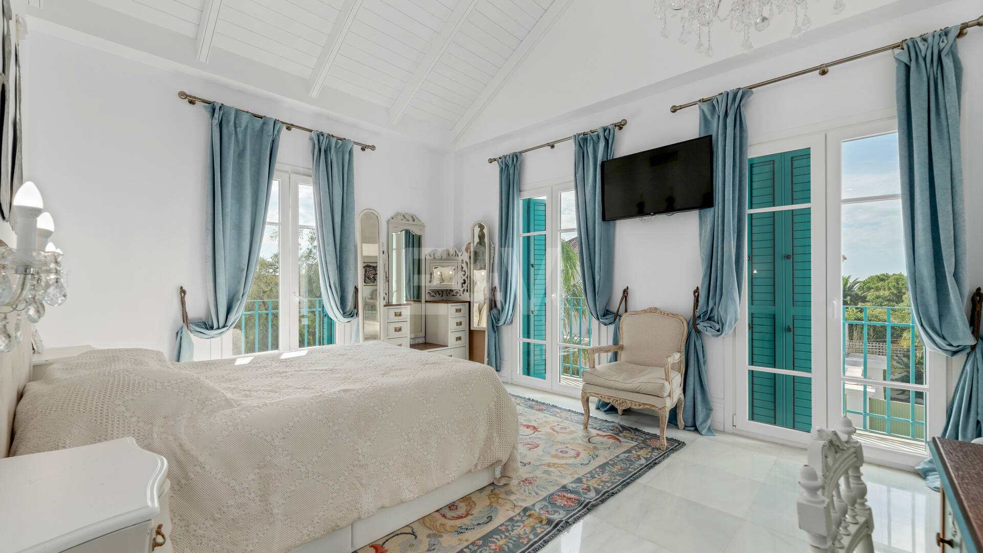 Elegant Mediterranean Villa in Marbella City