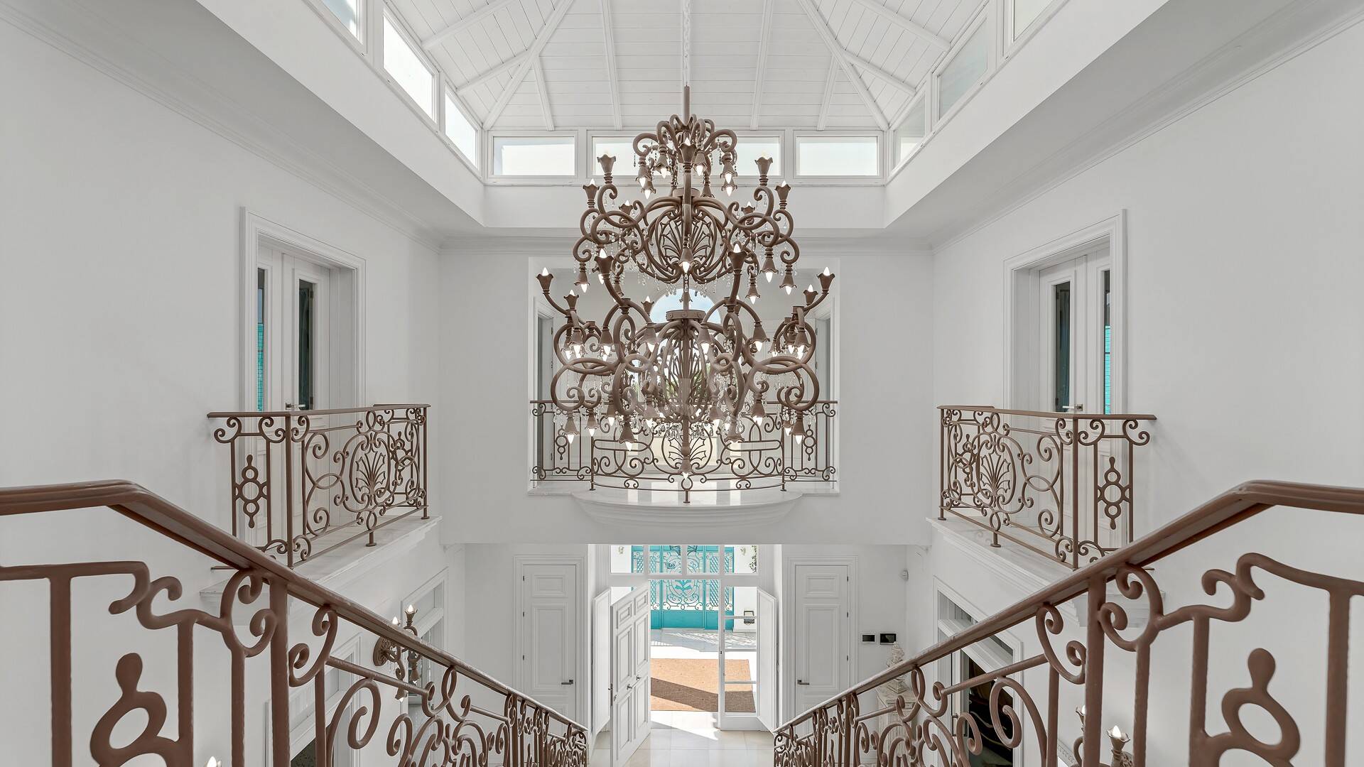 Elegant Mediterranean Villa in Marbella City