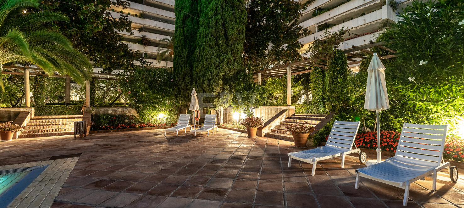 Exclusive apartment in the luxurious beachside complex of Don Gonzalo