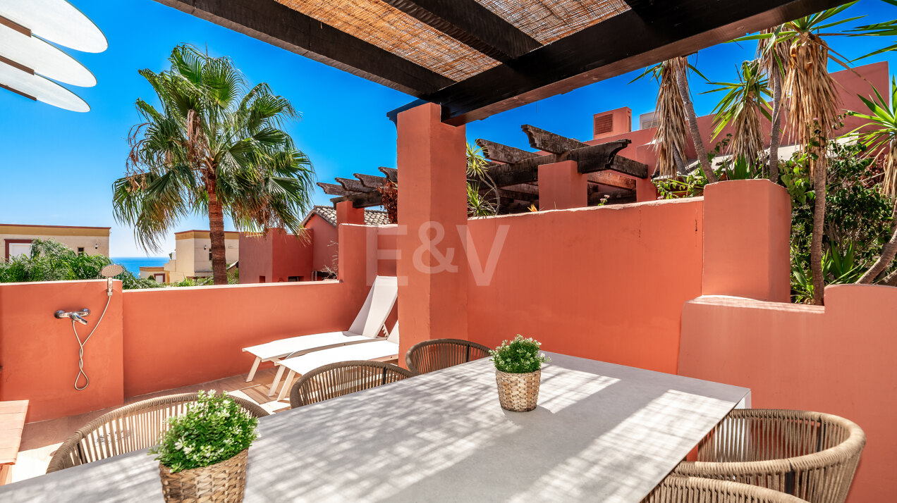 Fully Modernised Beachside Penthouse in Elviria