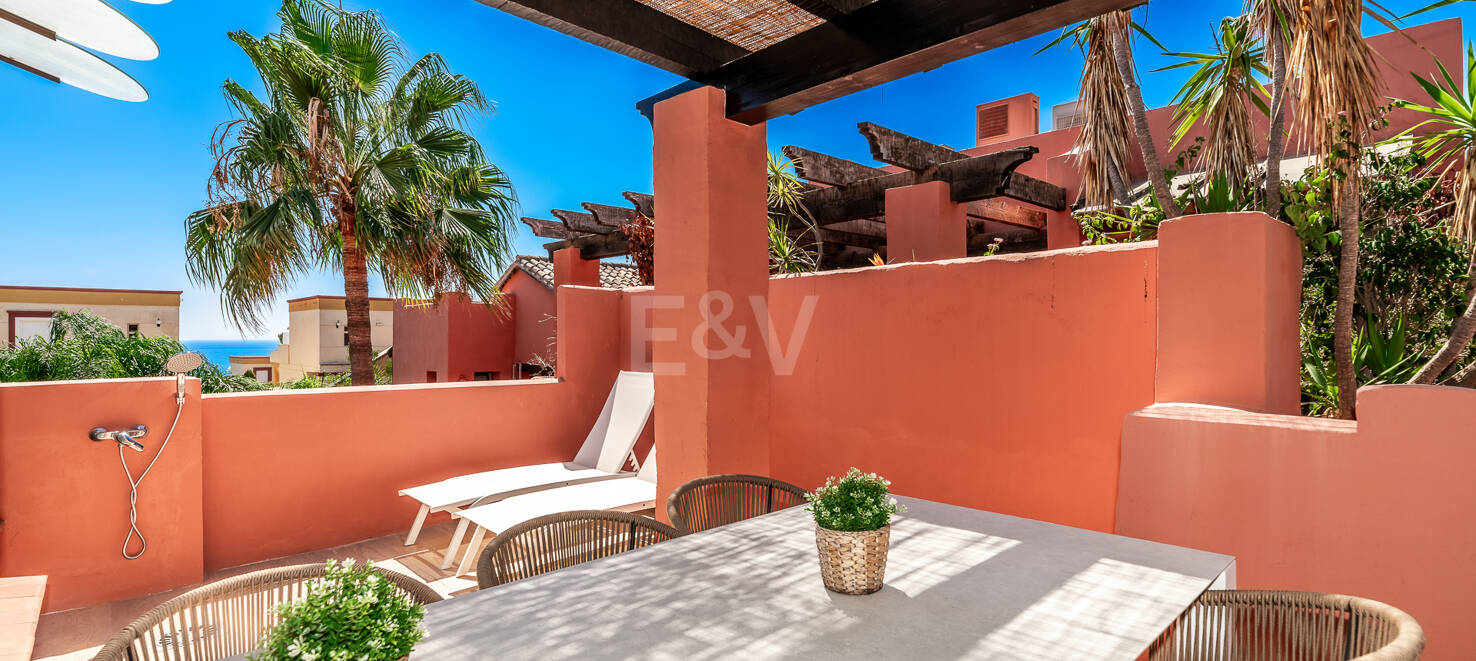 Entièrement modernisé Beachside Penthouse en Elviria