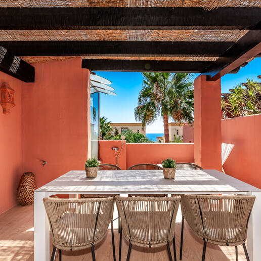 Entièrement modernisé Beachside Penthouse en Elviria