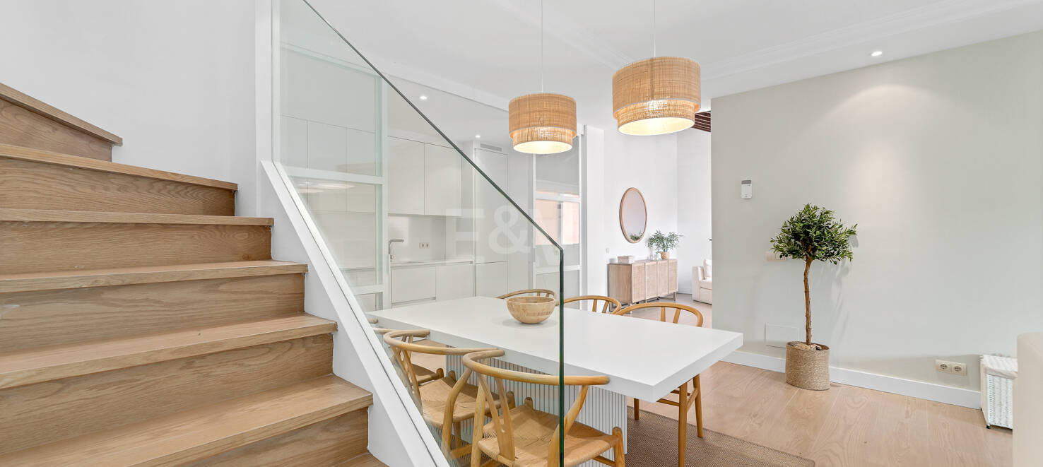Entièrement modernisé Beachside Penthouse en Elviria