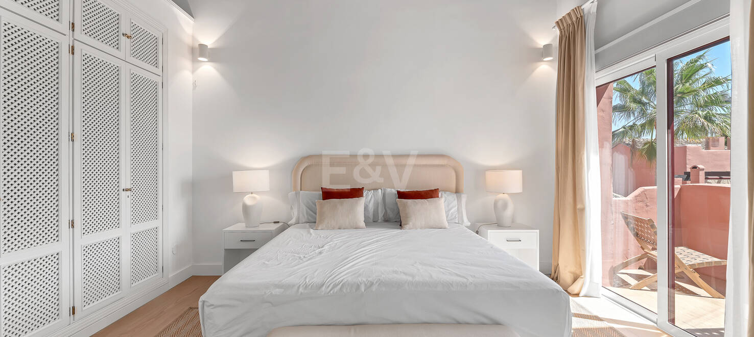 Entièrement modernisé Beachside Penthouse en Elviria