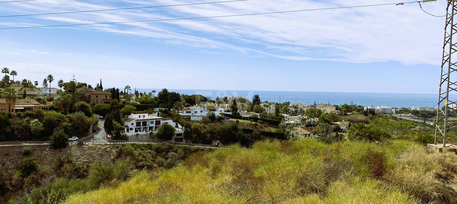 Baugrundstück mit atemberaubender Aussicht in El Rosario
