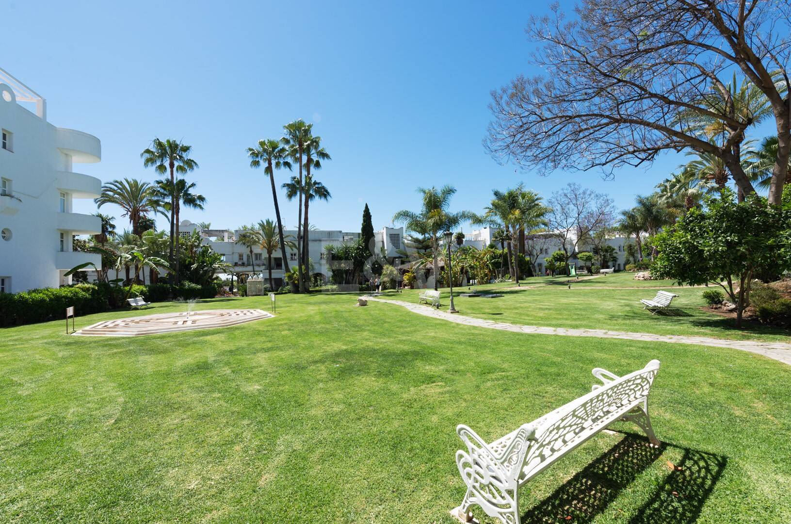 Apartament na parterze na sprzedaż w Marbella Golden Mile, Marbella (Wszystkie obszary)