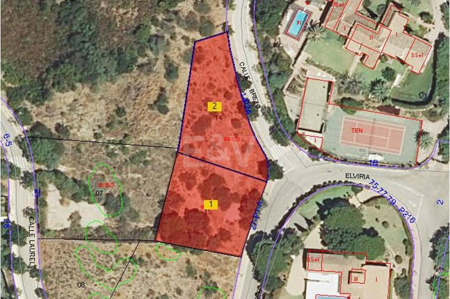 Plot in a Prime Location with Project for Modern Villa with Sea View