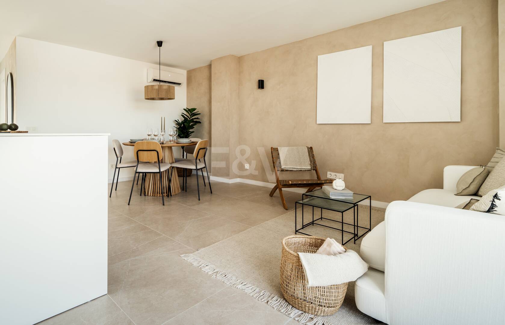 Penthouse duplex élégant dans une communauté fermée près de Puerto Banús