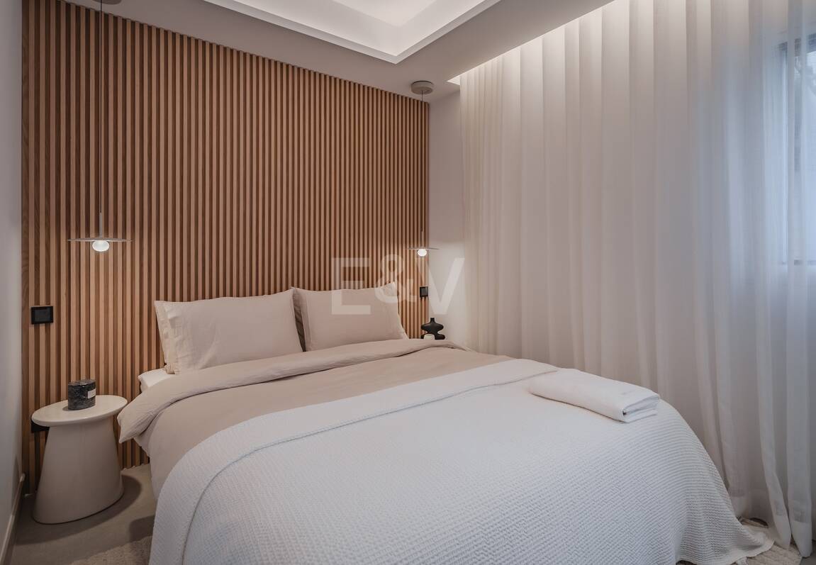 Lyxig Waterfront Duplex Penthouse i Puerto Banus med utsikt över hamnen