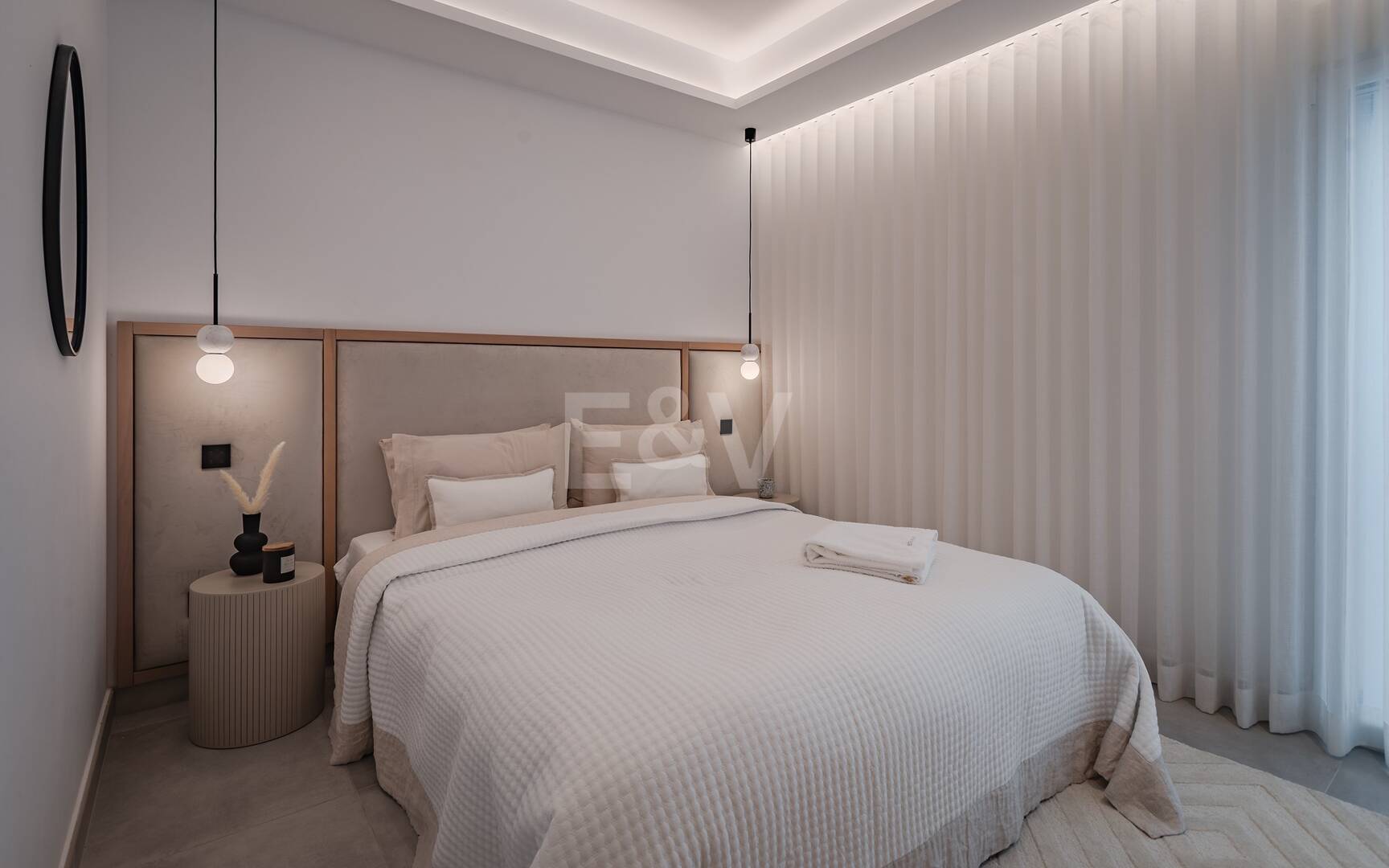 Luksusowy front wodny Duplex Penthouse w Puerto Banus z widokiem na Port