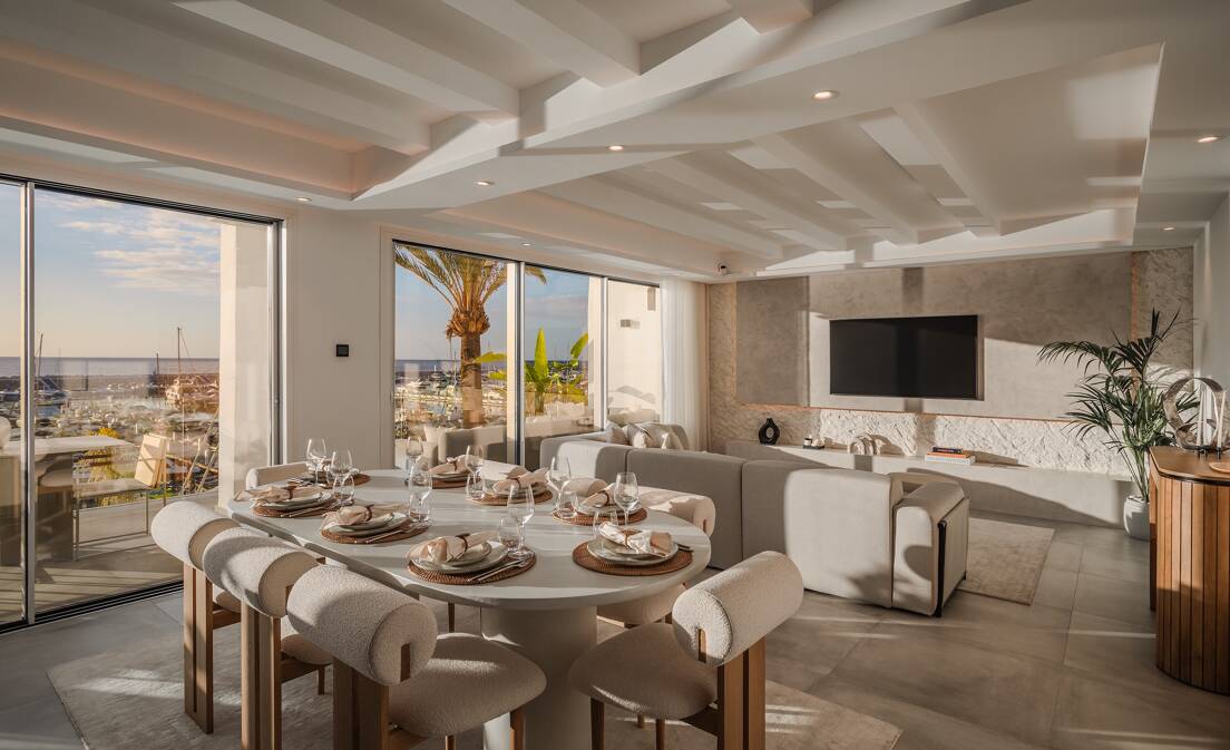 Luxurious Water-front Duplex Penthouse in Puerto Banus with Port views