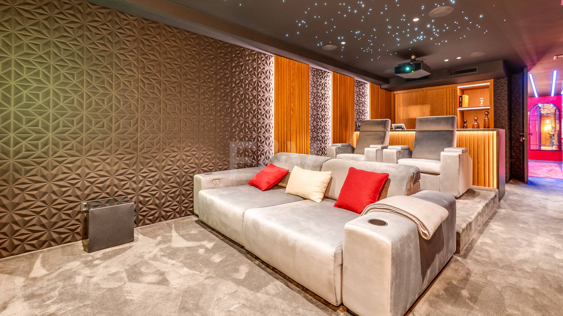 Modern Designer Villa med Panoramic Sea, Golf och Mountain Views