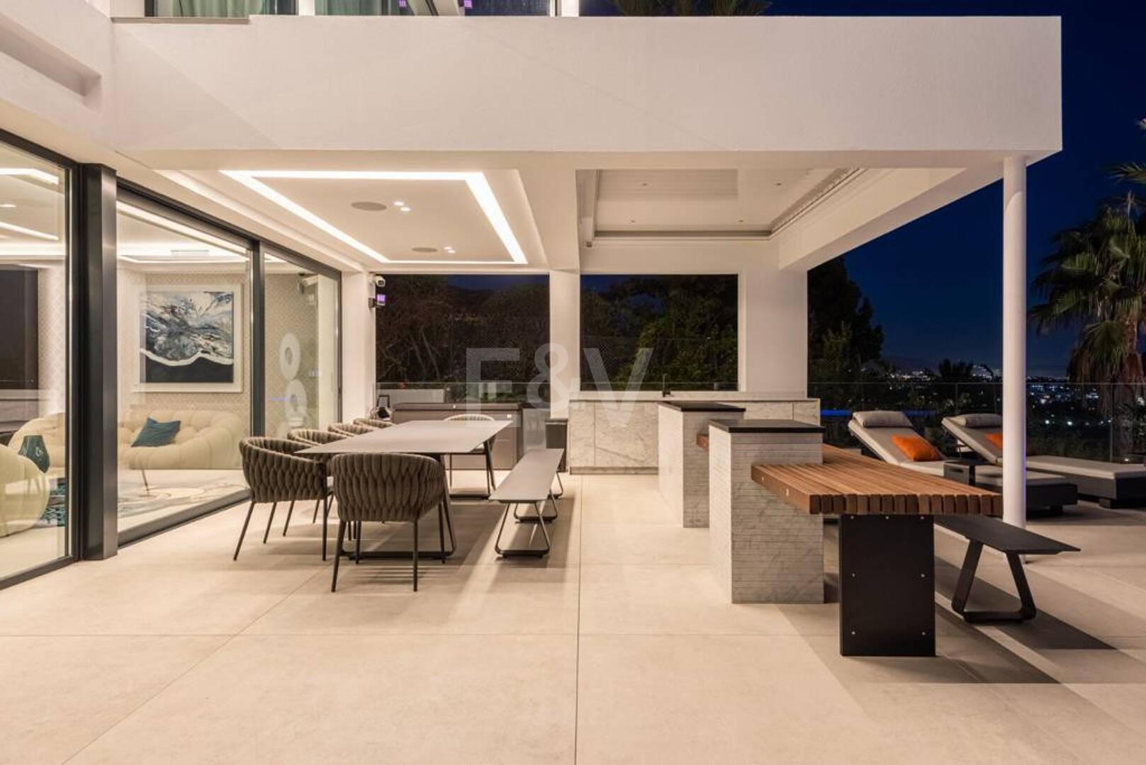 Modern Designer Villa med Panoramic Sea, Golf och Mountain Views