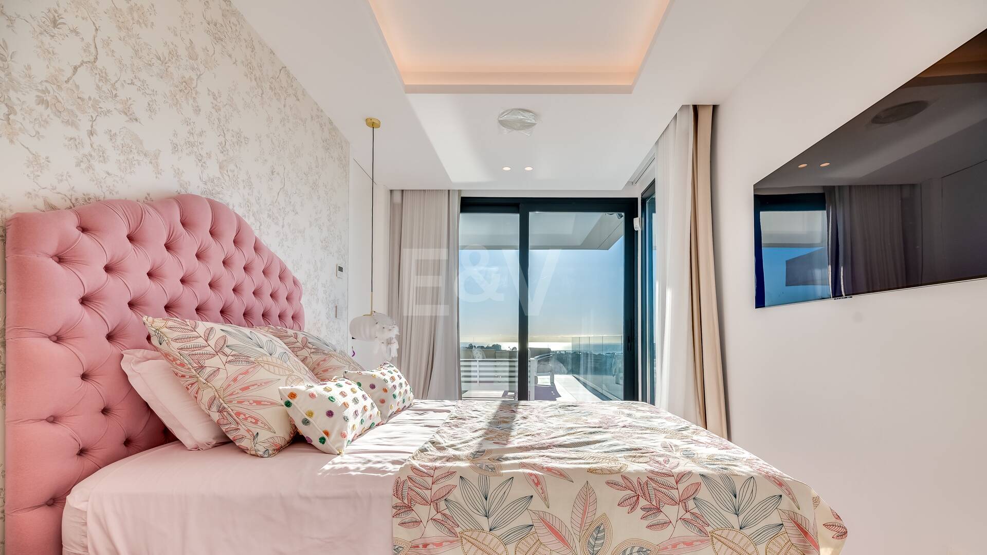 Modern Designer Villa med Panoramic Sea, Golf och Mountain Views