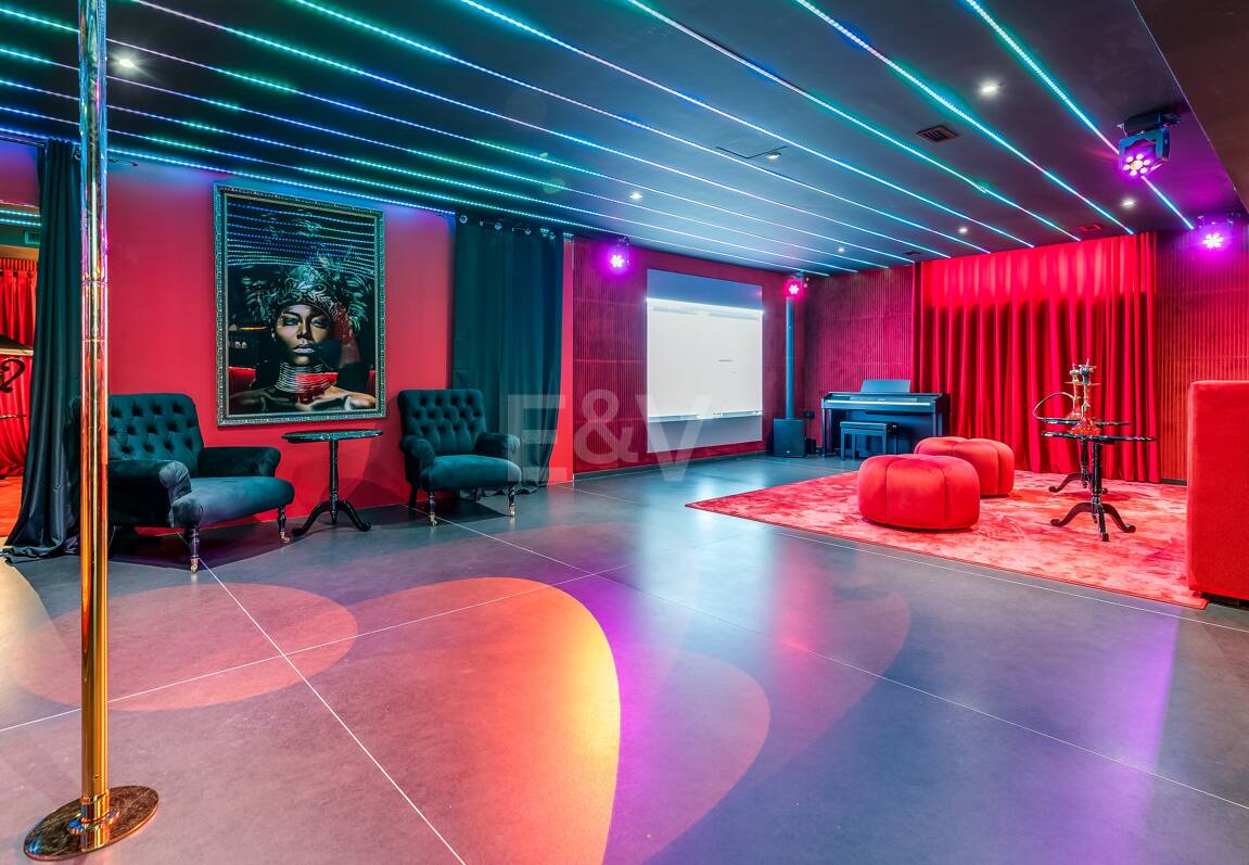 Modern Designer Villa med Panoramic Sea, Golf och Mountain Views