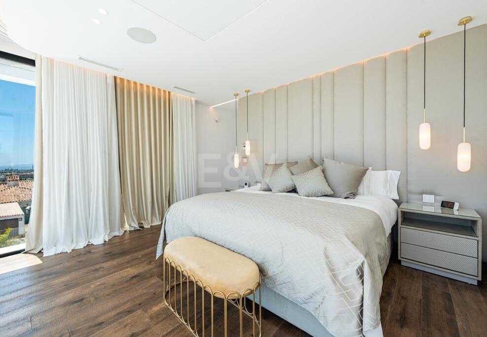 Modern Designer Villa med Panoramic Sea, Golf och Mountain Views