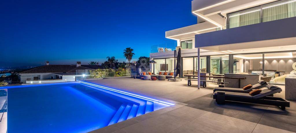 Modern Designer Villa with Panoramic Sea, Golf and Mountain Views
