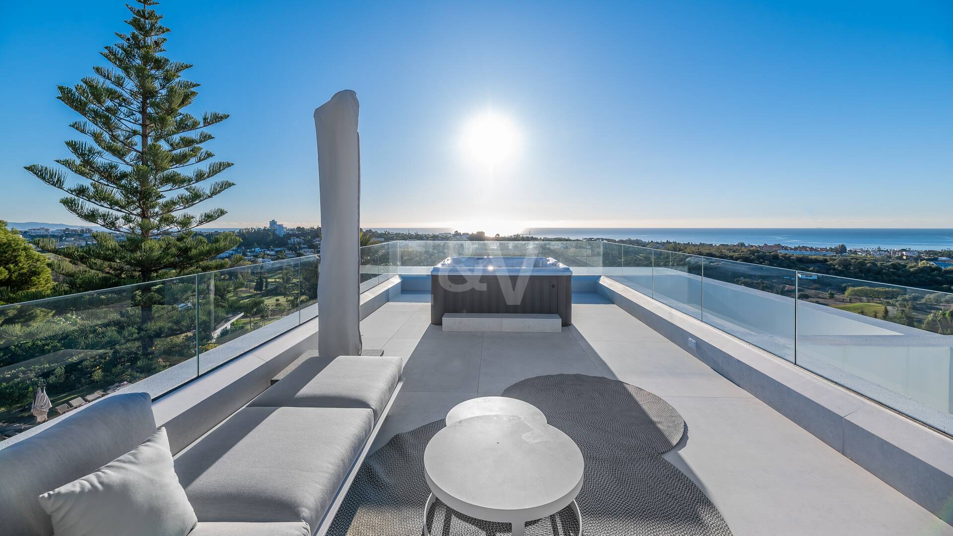 Modern Designer Villa med Panoramic Sea, Golf och Mountain Views