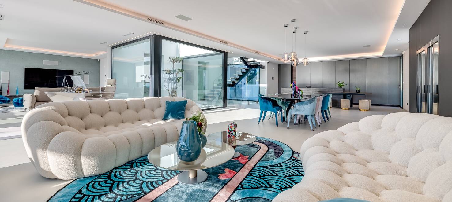 Modern Designer Villa with Panoramic Sea, Golf and Mountain Views