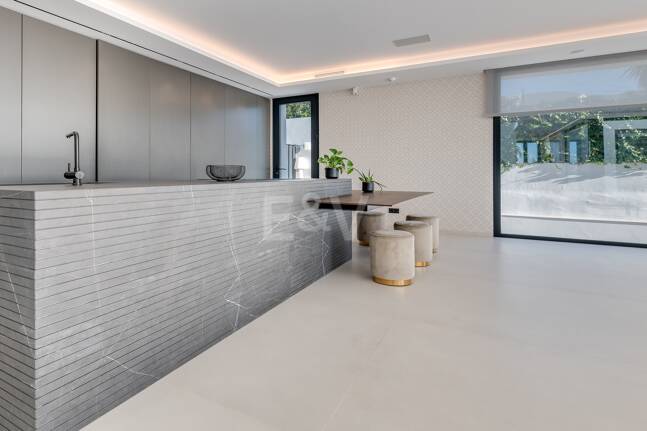 Modern Designer Villa med Panoramic Sea, Golf och Mountain Views