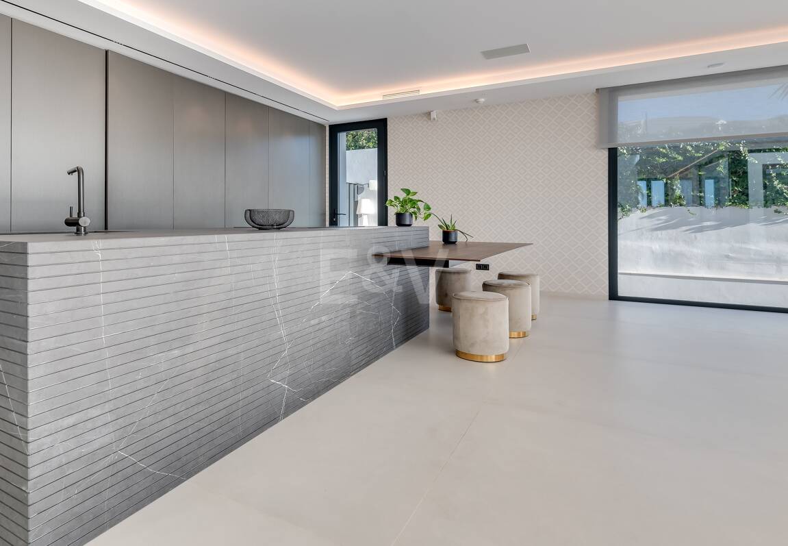 Modern Designer Villa med Panoramic Sea, Golf och Mountain Views