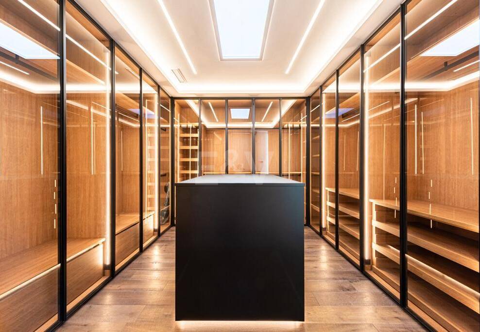 Modern Designer Villa med Panoramic Sea, Golf och Mountain Views