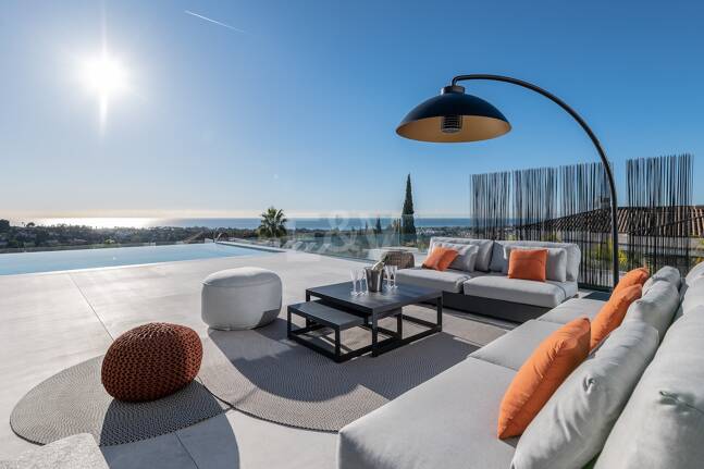 Modern Designer Villa med Panoramic Sea, Golf och Mountain Views