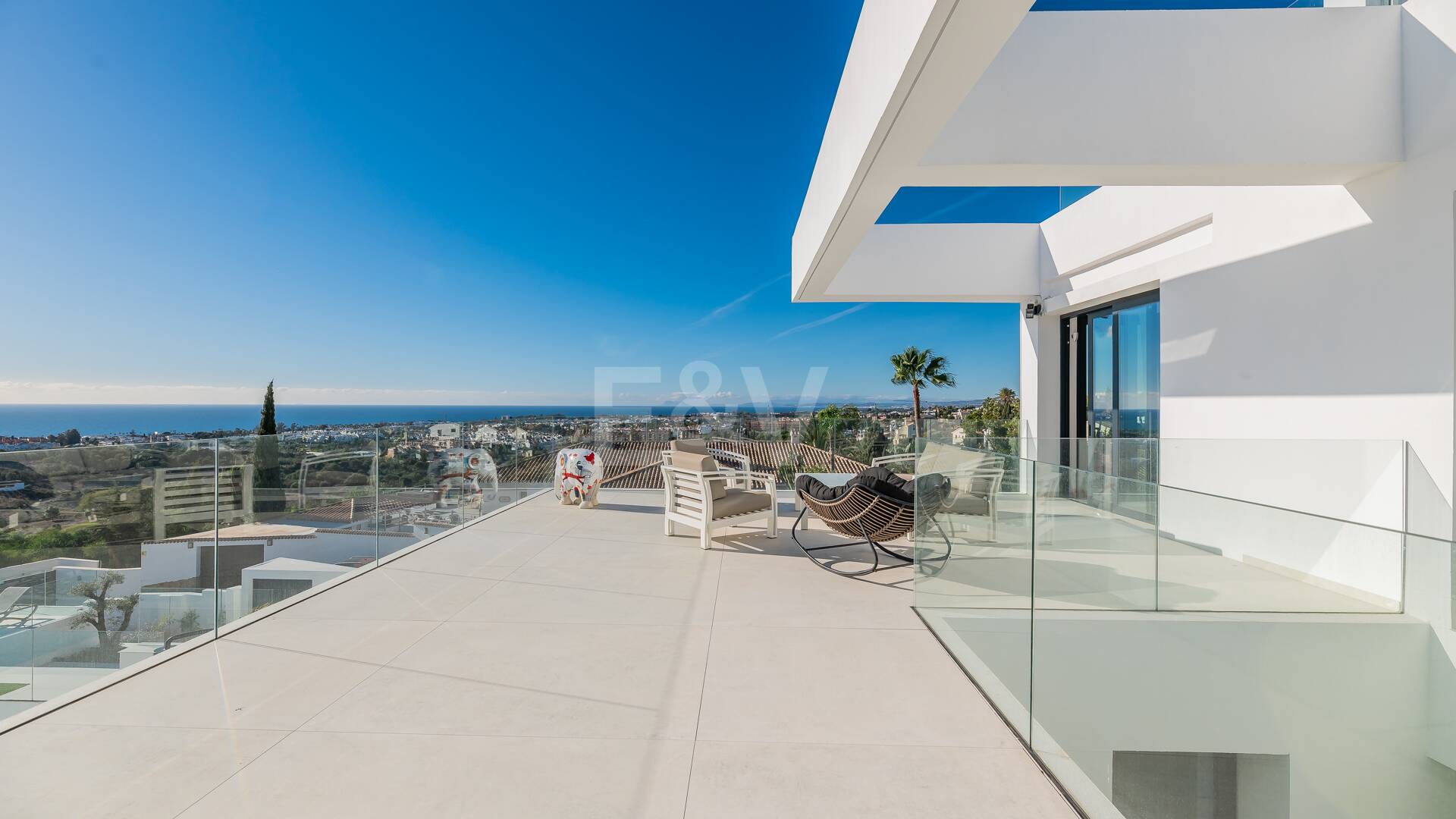 Modern Designer Villa med Panoramic Sea, Golf och Mountain Views