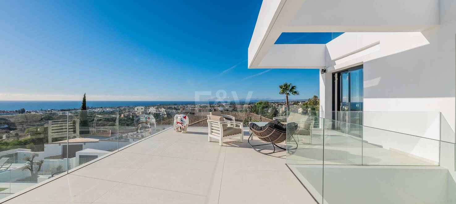 Modern Designer Villa with Panoramic Sea, Golf and Mountain Views