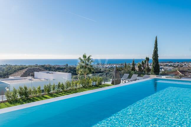 Modern Designer Villa med Panoramic Sea, Golf och Mountain Views