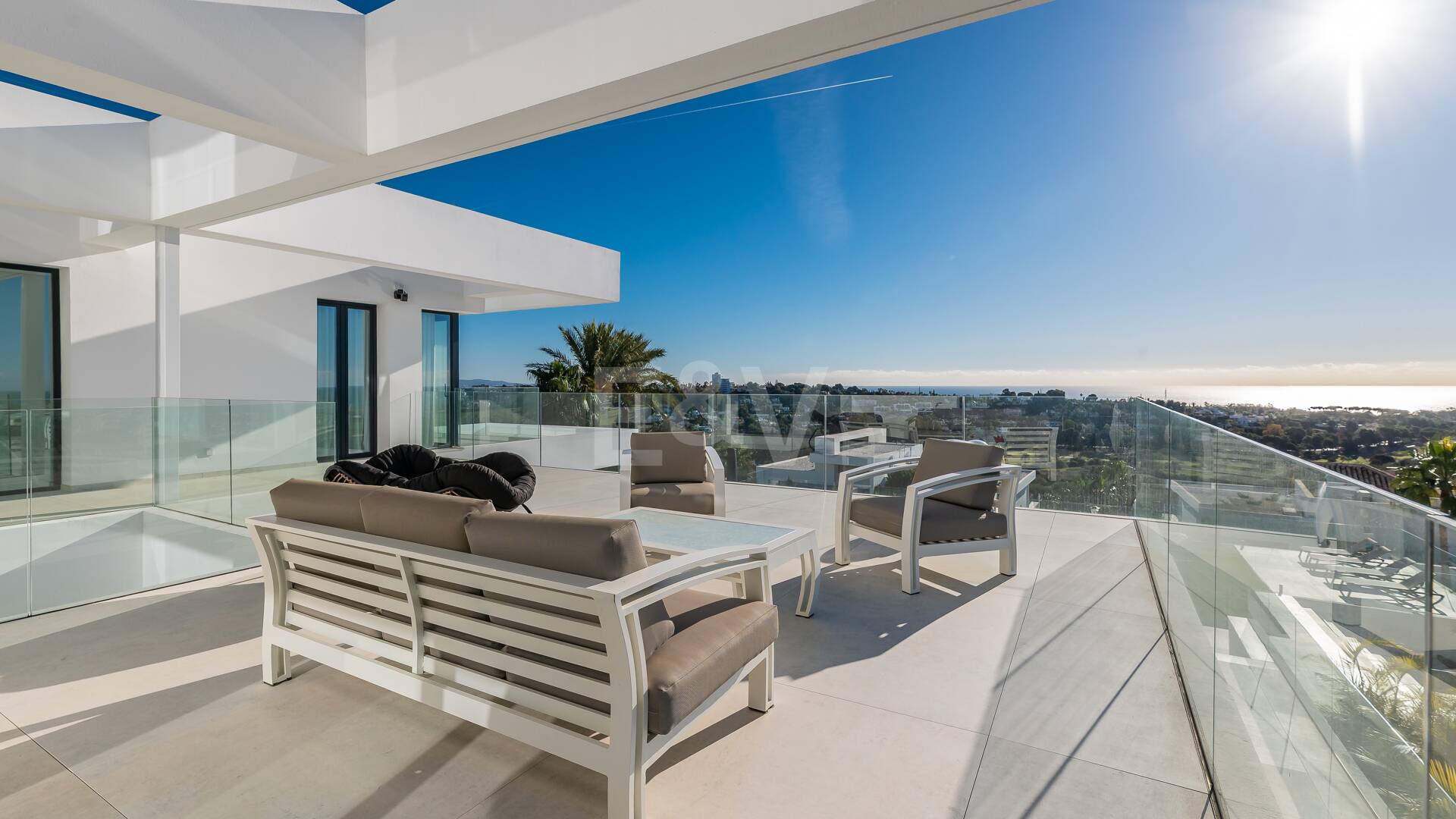 Modern Designer Villa med Panoramic Sea, Golf och Mountain Views