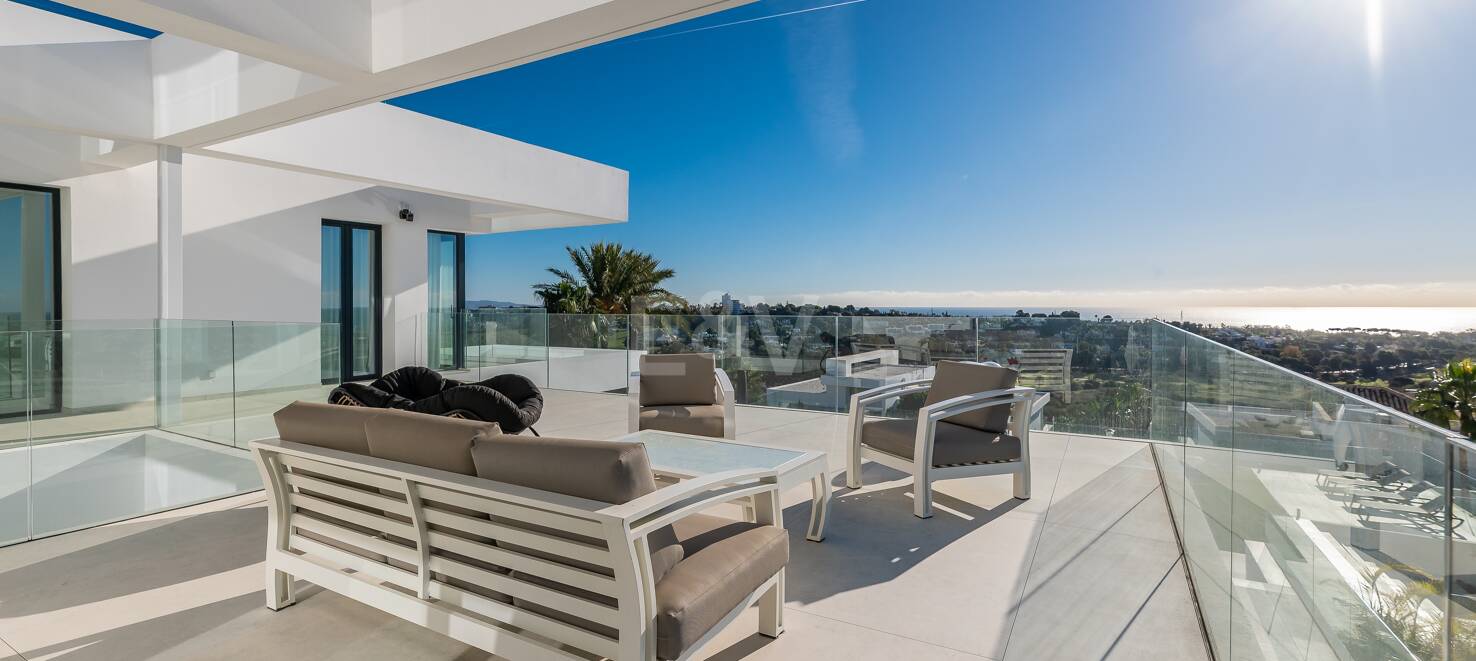 Modern Designer Villa with Panoramic Sea, Golf and Mountain Views