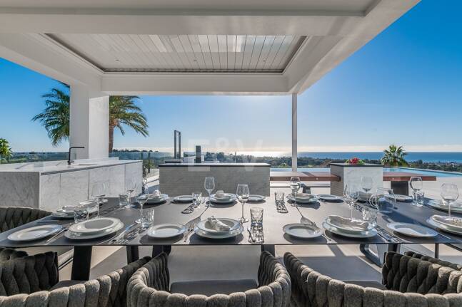 Modern Designer Villa med Panoramic Sea, Golf och Mountain Views