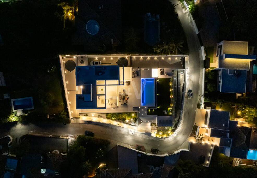 Modern Designer Villa med Panoramic Sea, Golf och Mountain Views