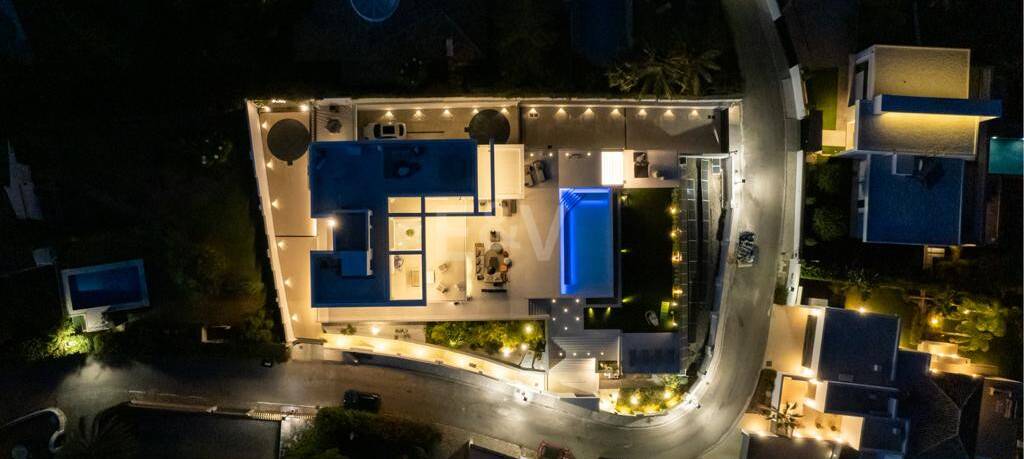 Modern Designer Villa with Panoramic Sea, Golf and Mountain Views