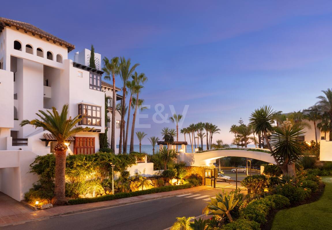 Utsökt modern design lägenhet i Puente Romano