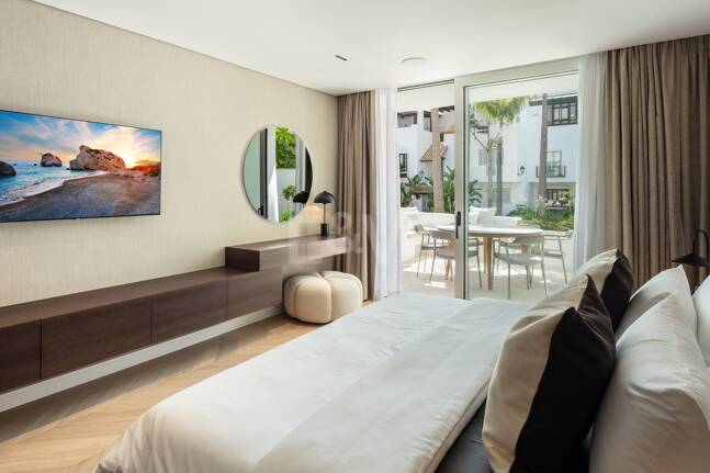 Utsökt modern design lägenhet i Puente Romano