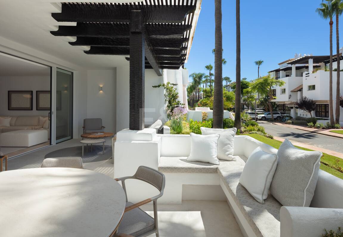 Utsökt modern design lägenhet i Puente Romano