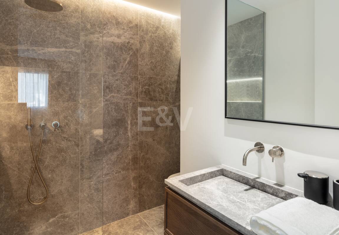 Utsökt modern design lägenhet i Puente Romano