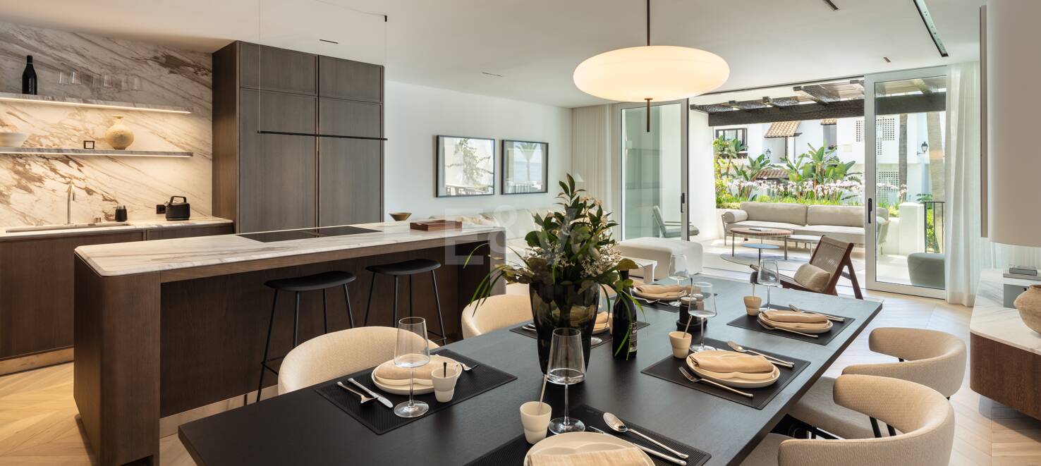 Exquisite Modern Design Apartment in Puente Romano