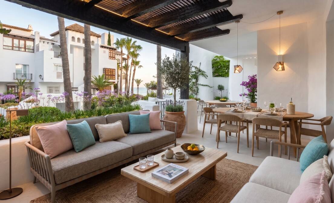 Eine bemerkenswerte moderne Wohnung, die den luxuriösen mediterranen Lebensstil im exklusiven Puente Romano Resort auf der Goldenen Meile Marbellas verkörpert.

Dieses...