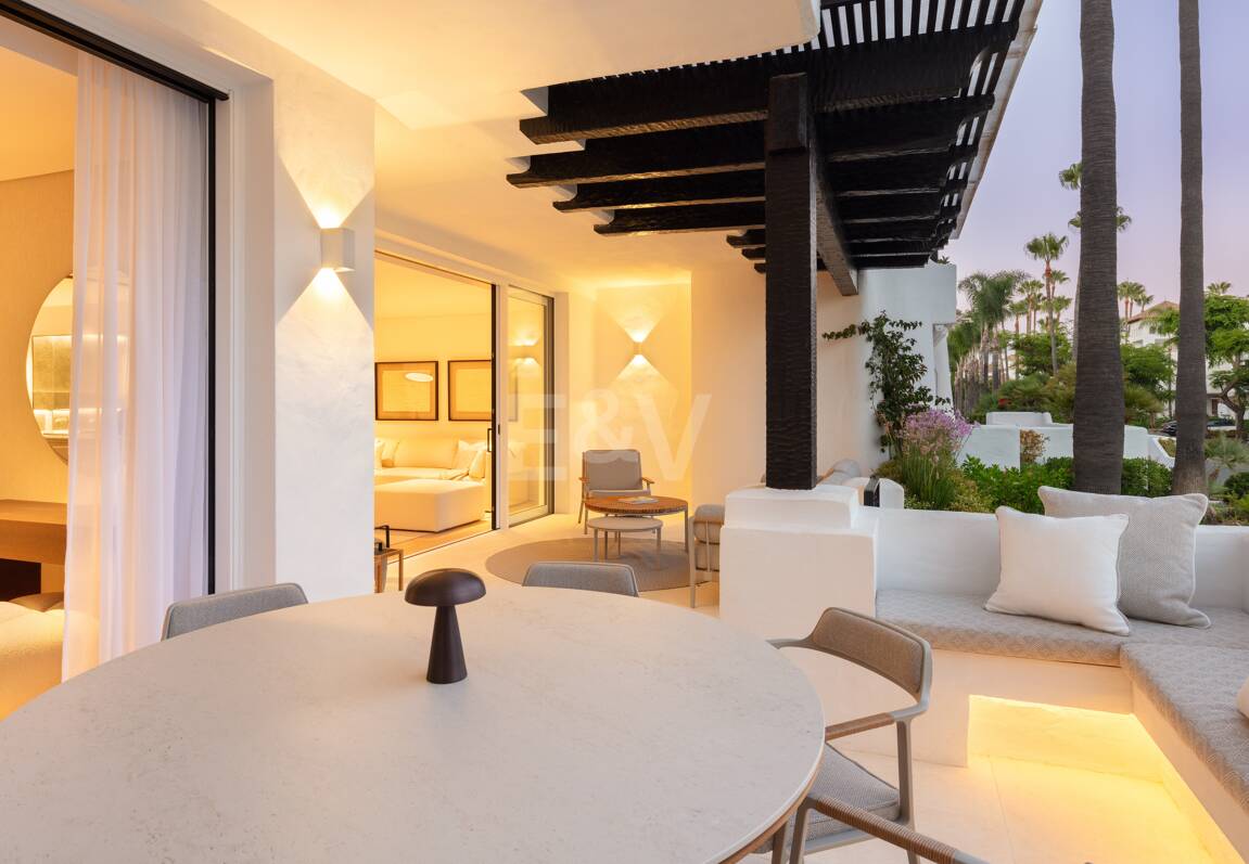 Utsökt modern design lägenhet i Puente Romano