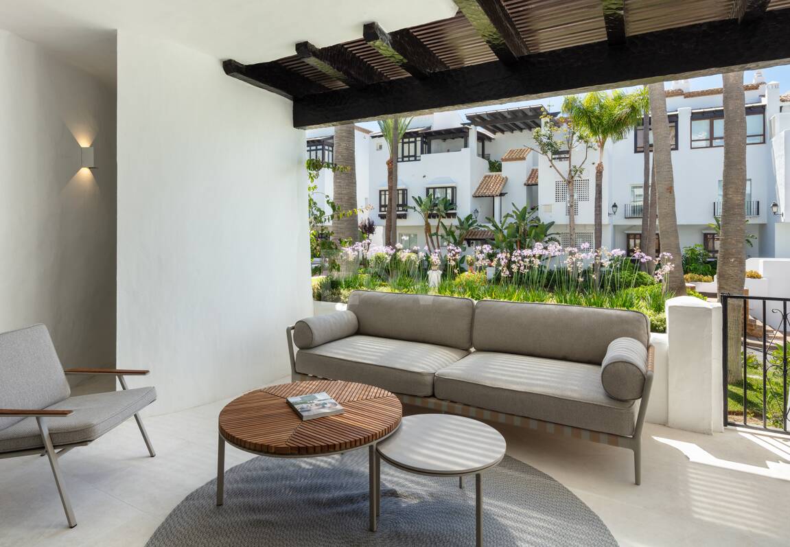 Utsökt modern design lägenhet i Puente Romano